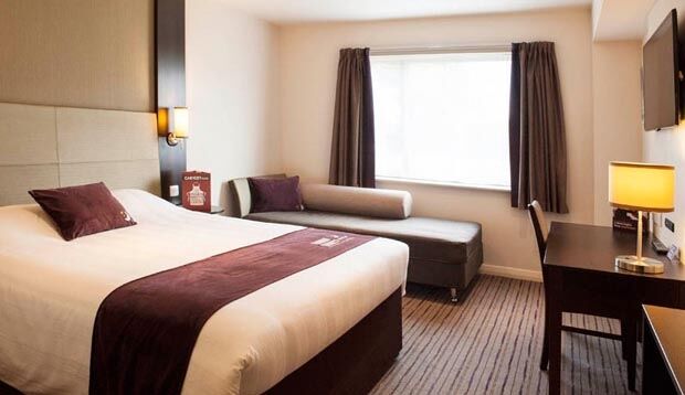 Premier Inn Gosport Extérieur photo